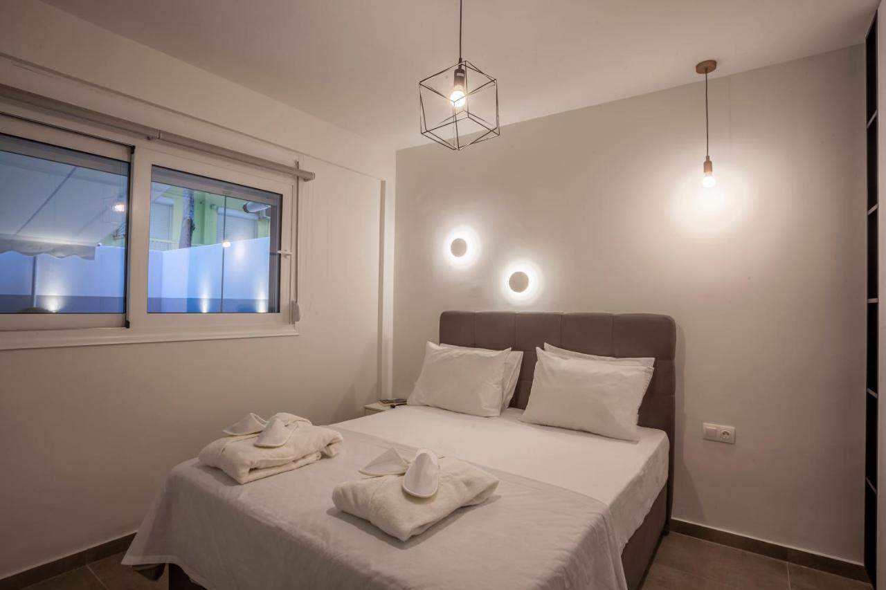 Apartment Simone By Socrates Junior