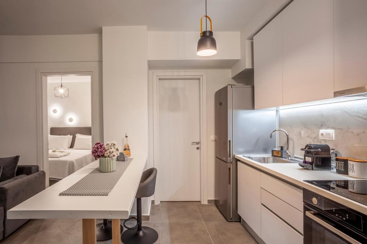 Simone By Socrates Junior Apartment *