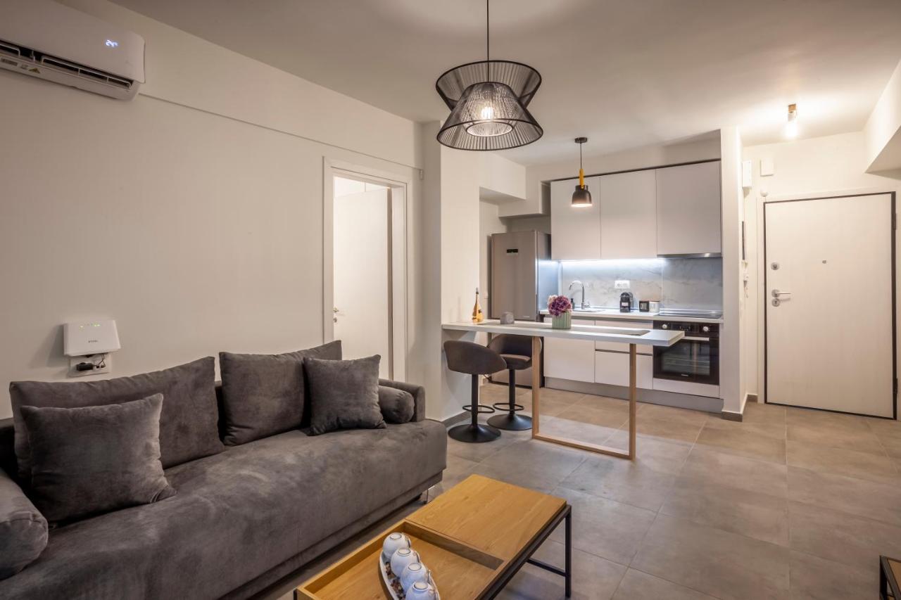 Apartment Simone By Socrates Junior *